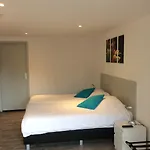 Hotell De Heek 3*
